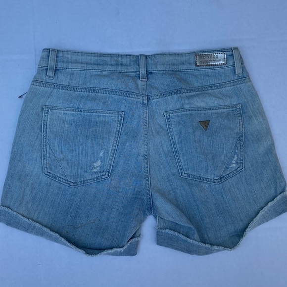 New GUESS Women’s Boy Fit Denim Shorts SZ 27 - Picture 5 of 7
